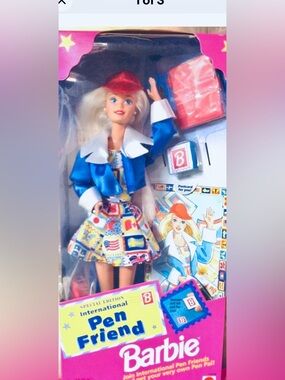 Mattel Barbie Doll 1995 International Pen Friend New in Box Blonde 13558